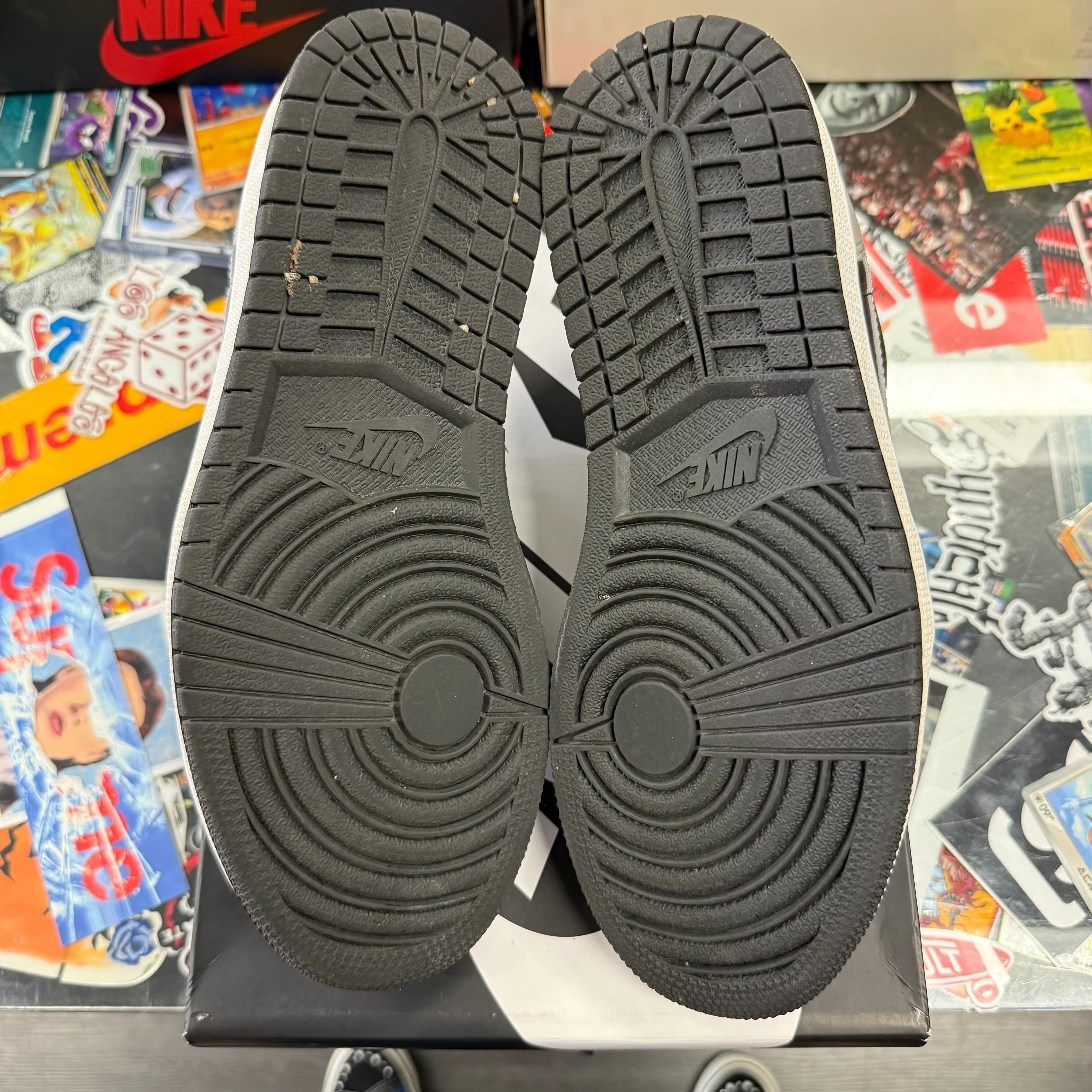 Jordan 1 Low OG Shadow 2024 U8 - Image 3
