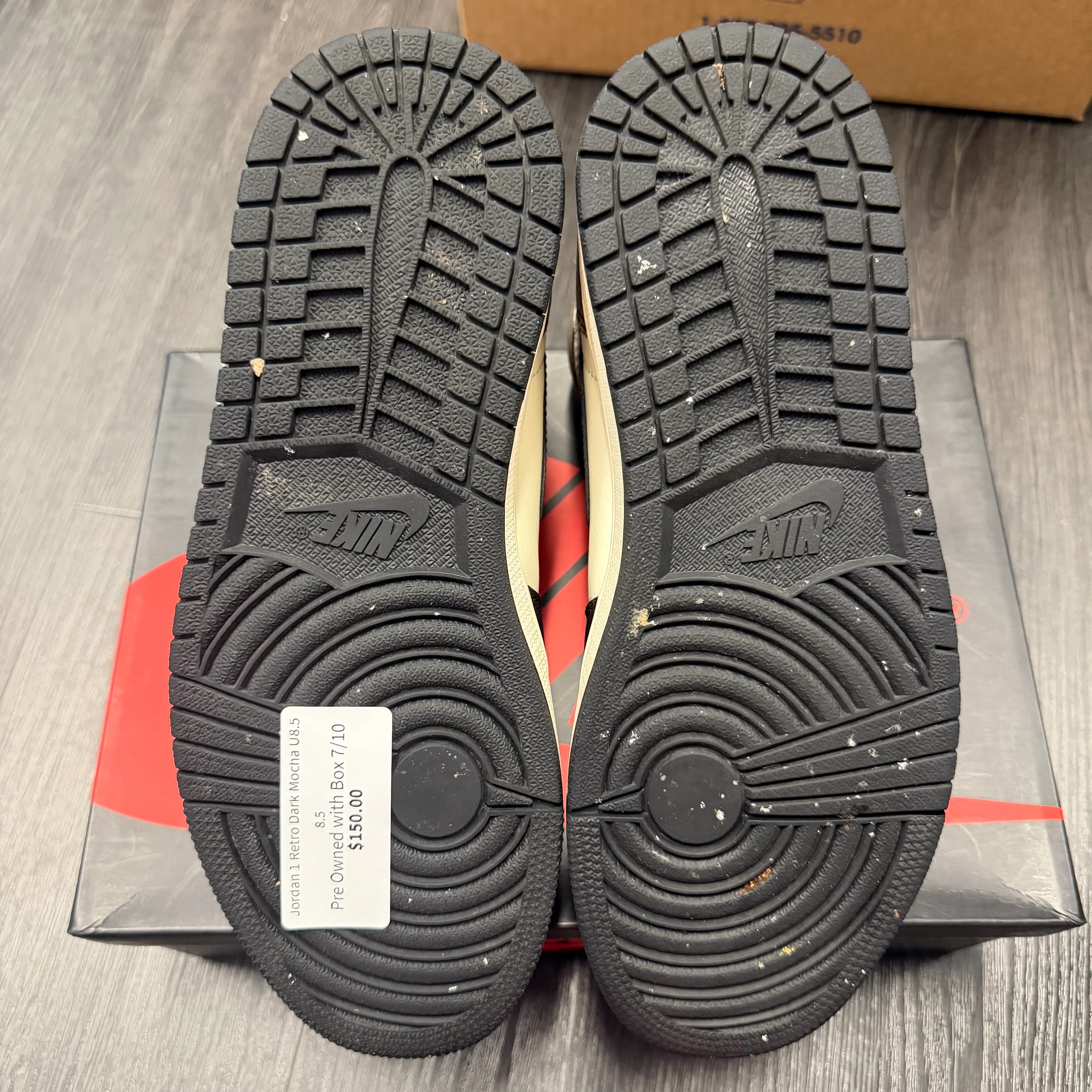 Jordan 1 Retro Dark Mocha U8.5 - Image 5