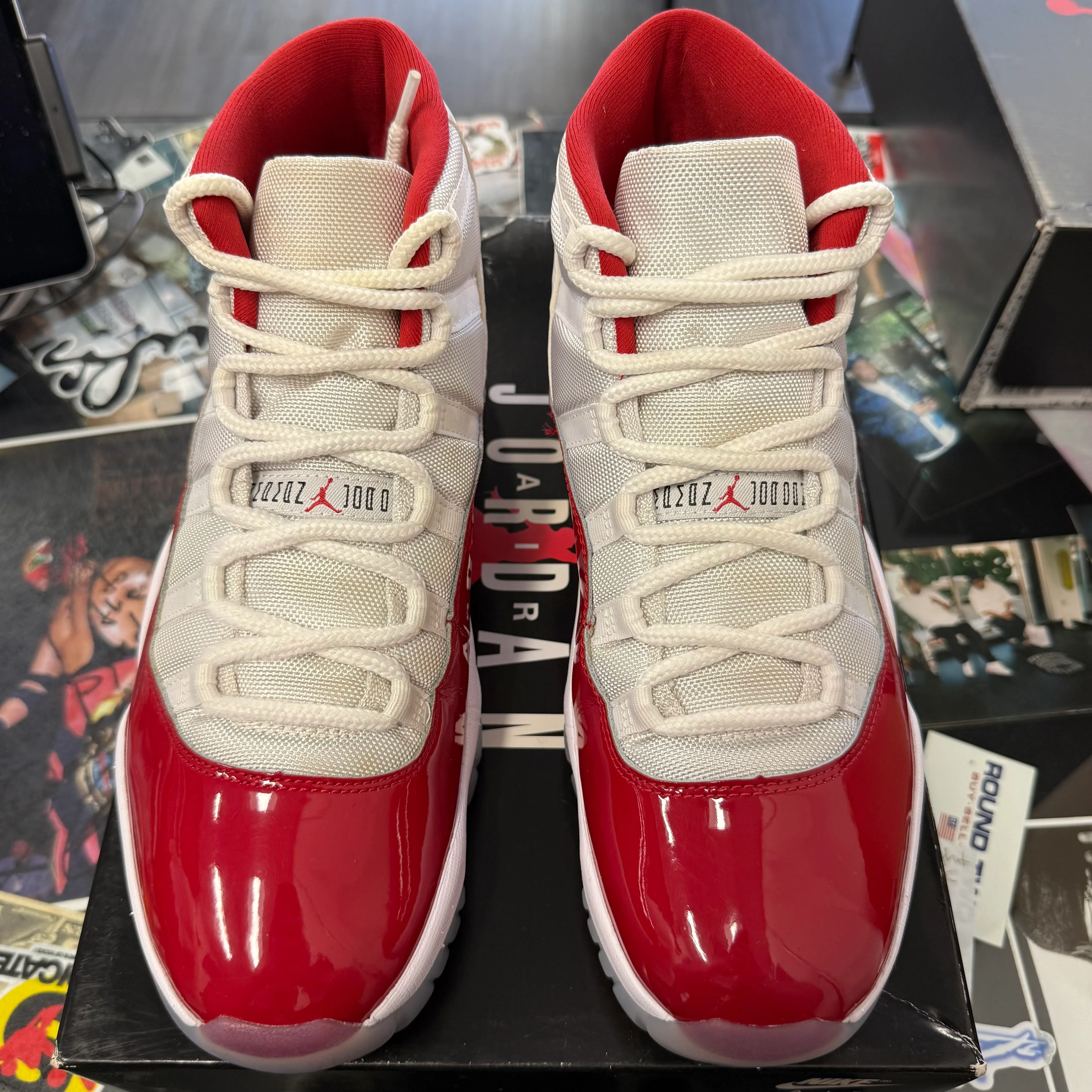 Jordan 11 Retro Cherry 2022 U - Image 2