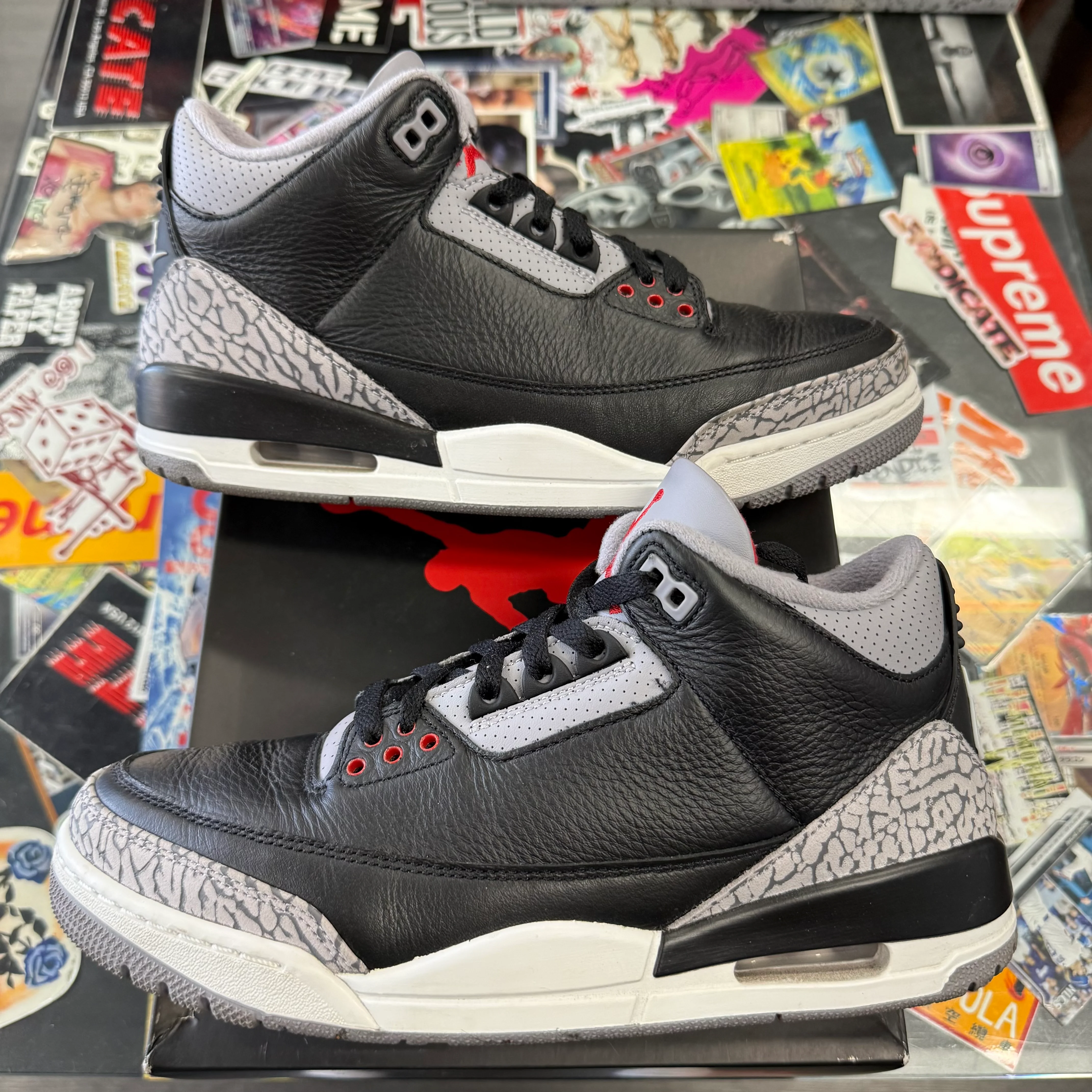 Jordan 3 Retro OG Black Cement (2024) U8.5 - Image 4