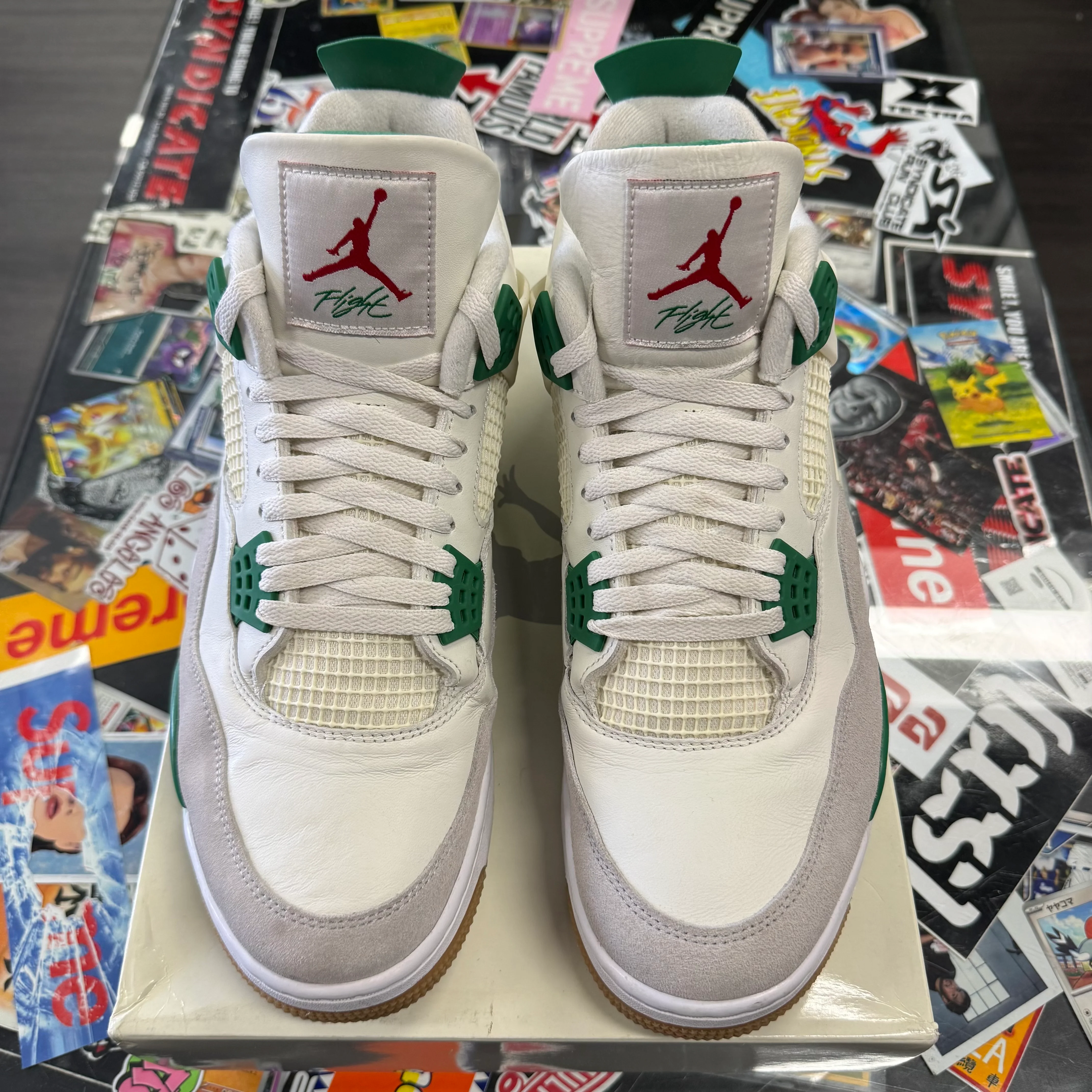 Jordan 4 SB Pine Green U14 - Image 2