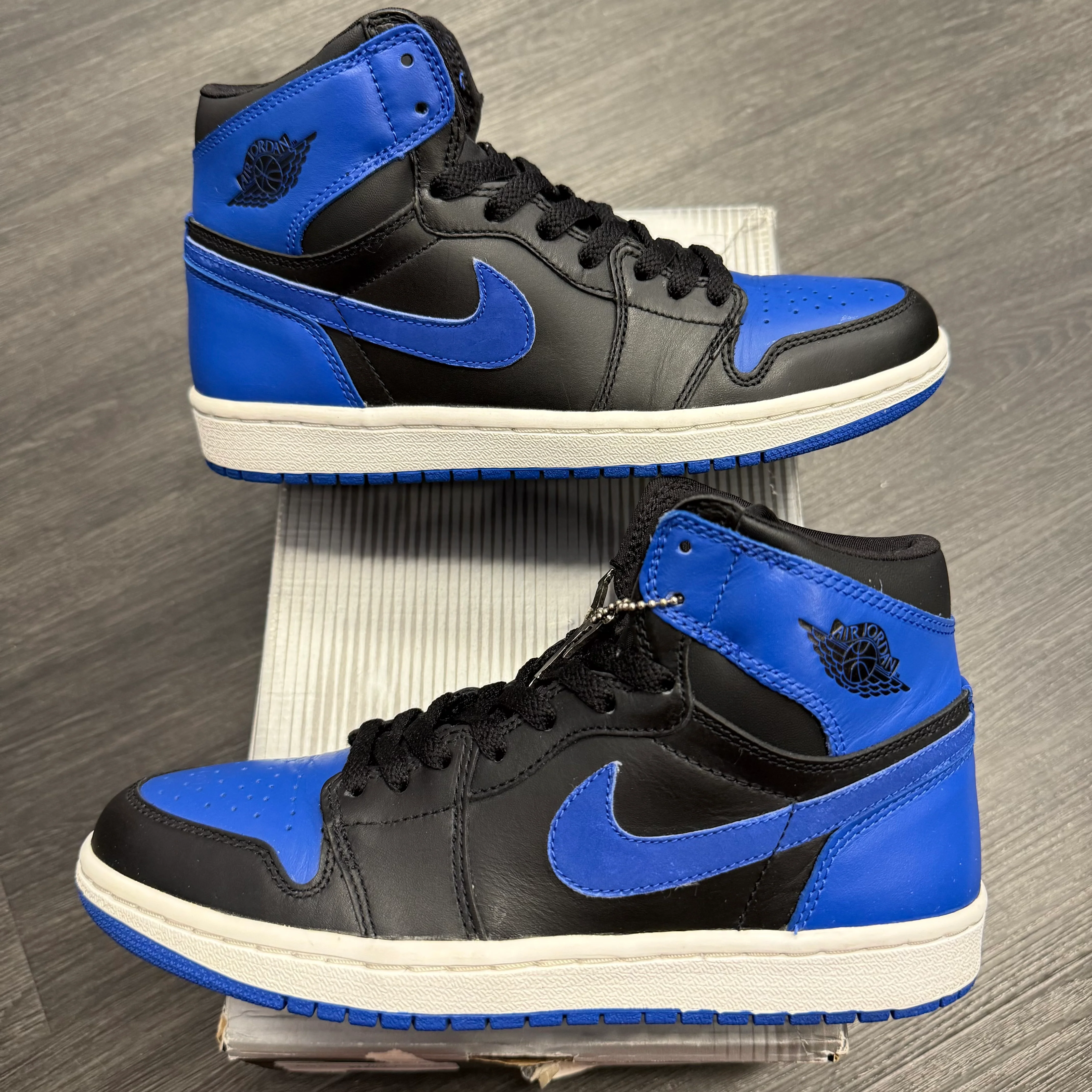 Jordan 1 Retro Black Royal Blue 2001 - Image 4