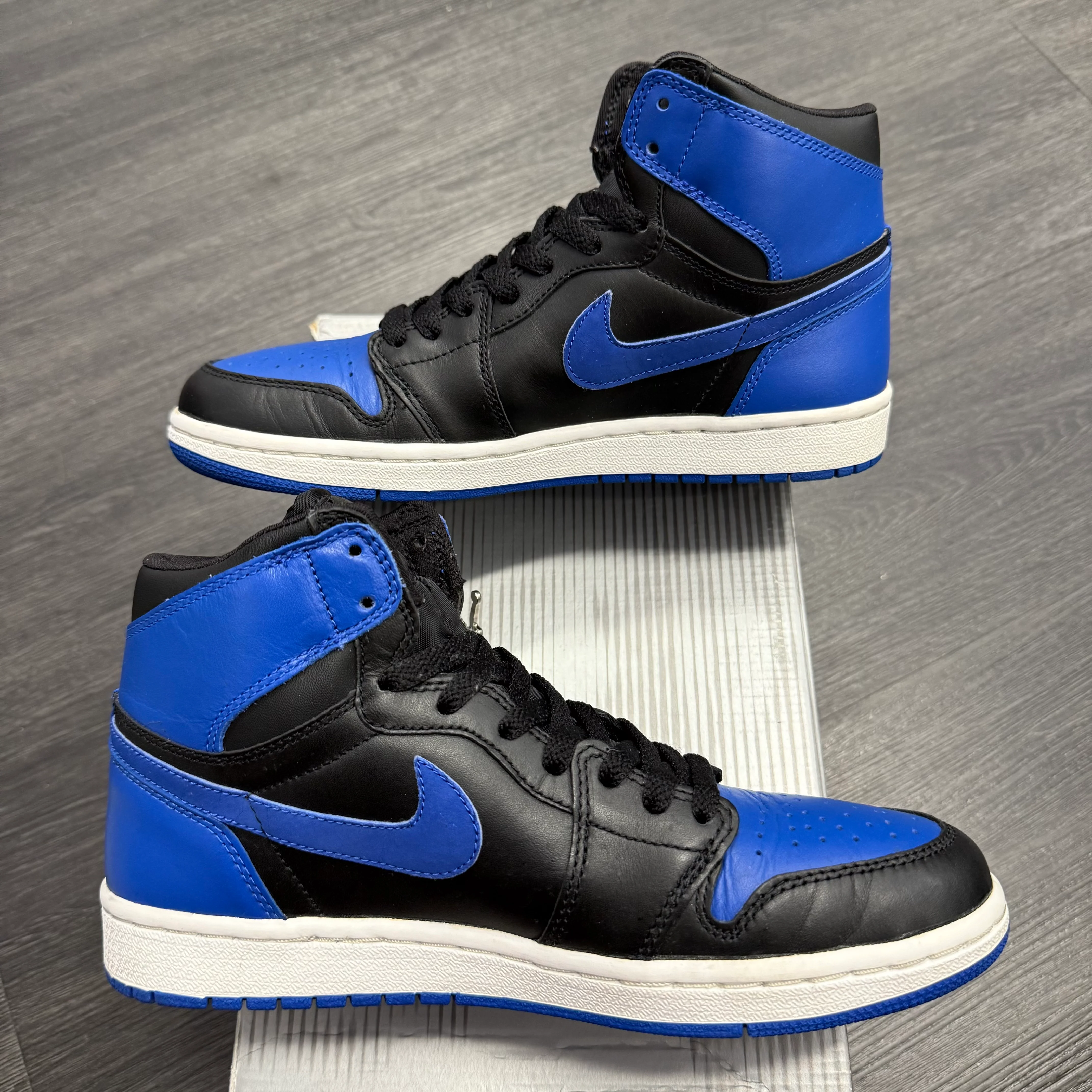 Jordan 1 Retro Black Royal Blue 2001 - Image 5