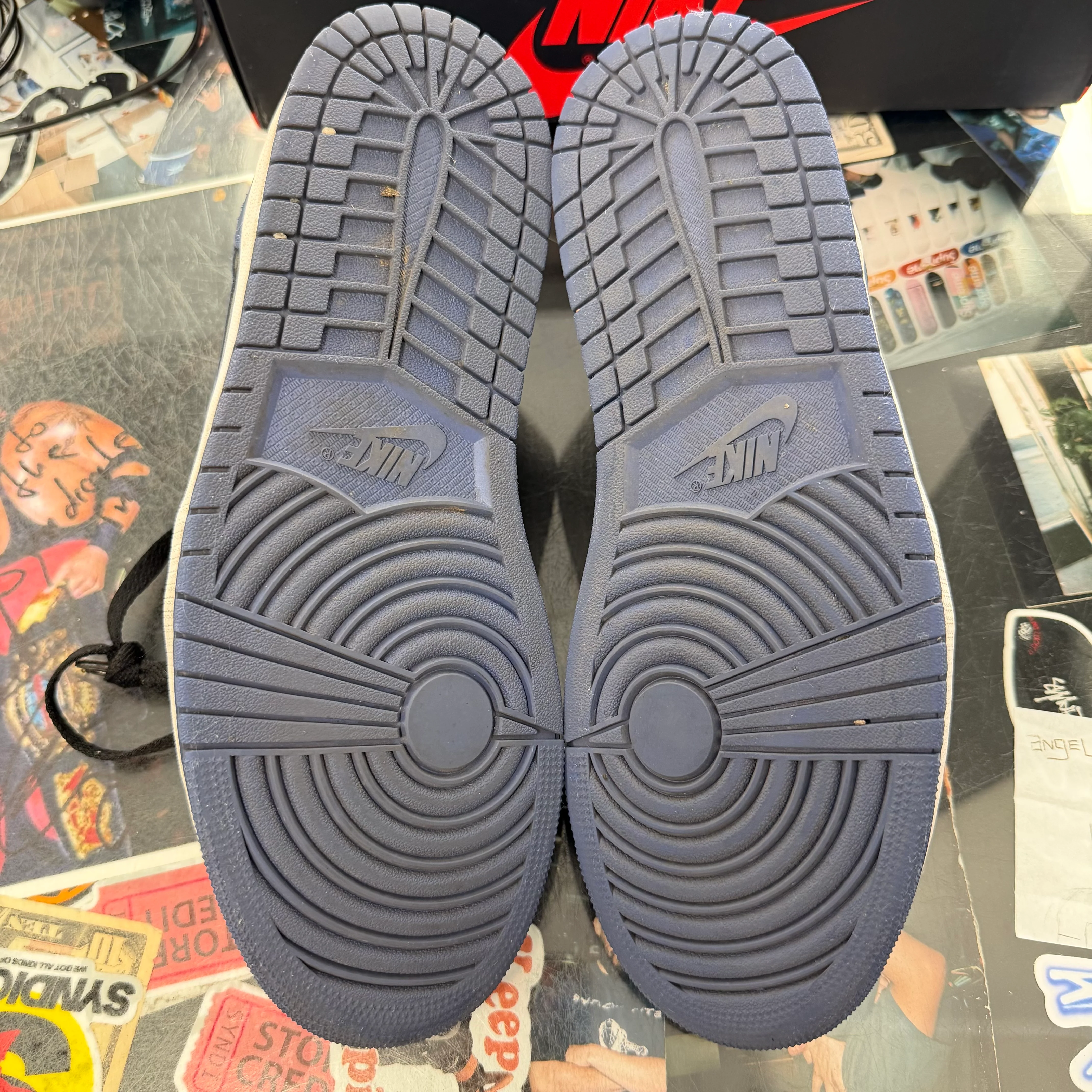 Jordan 1 Retro Low Mystic Navy U10 - Image 4
