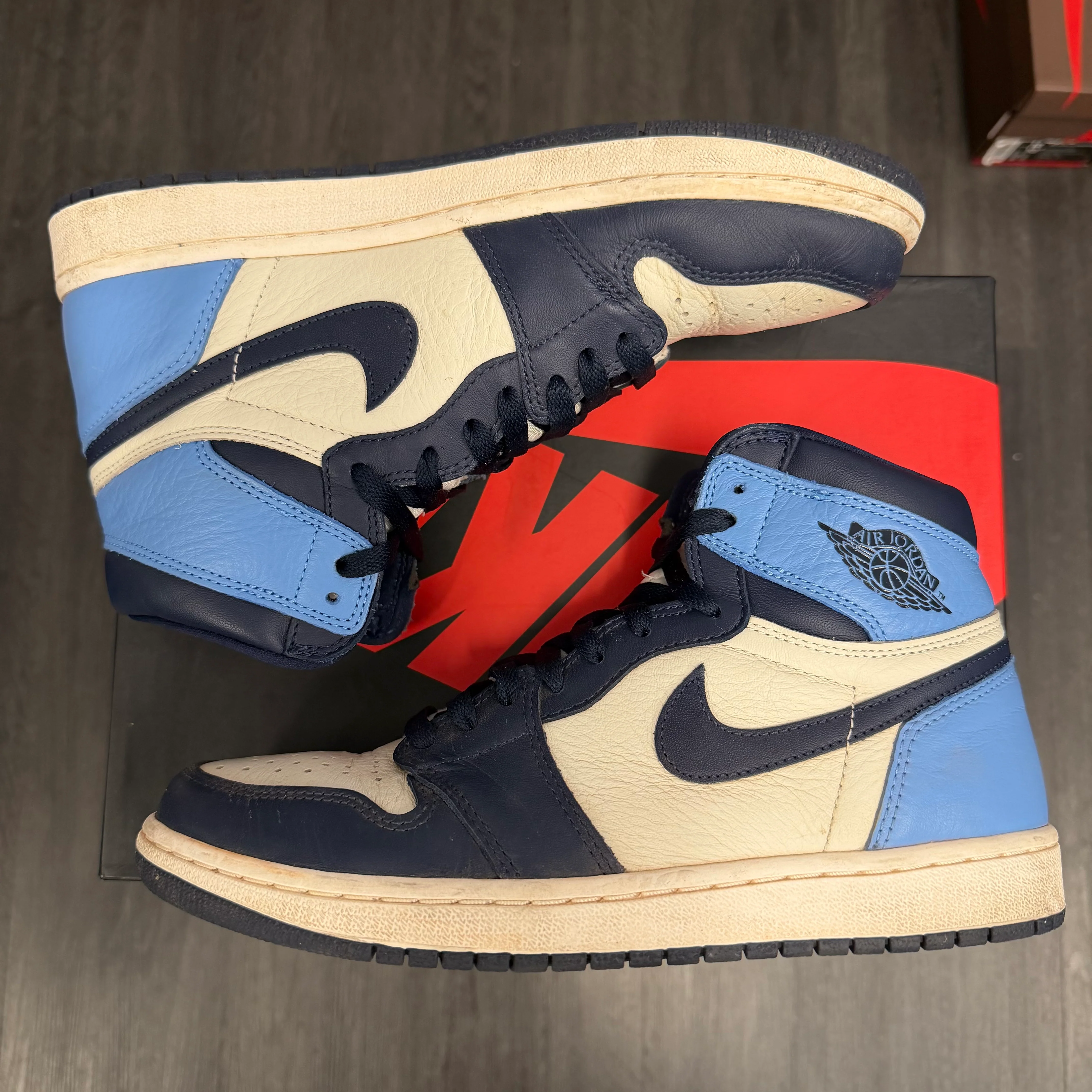 Jordan 1 Retro Obsidian U8.5 - Image 3