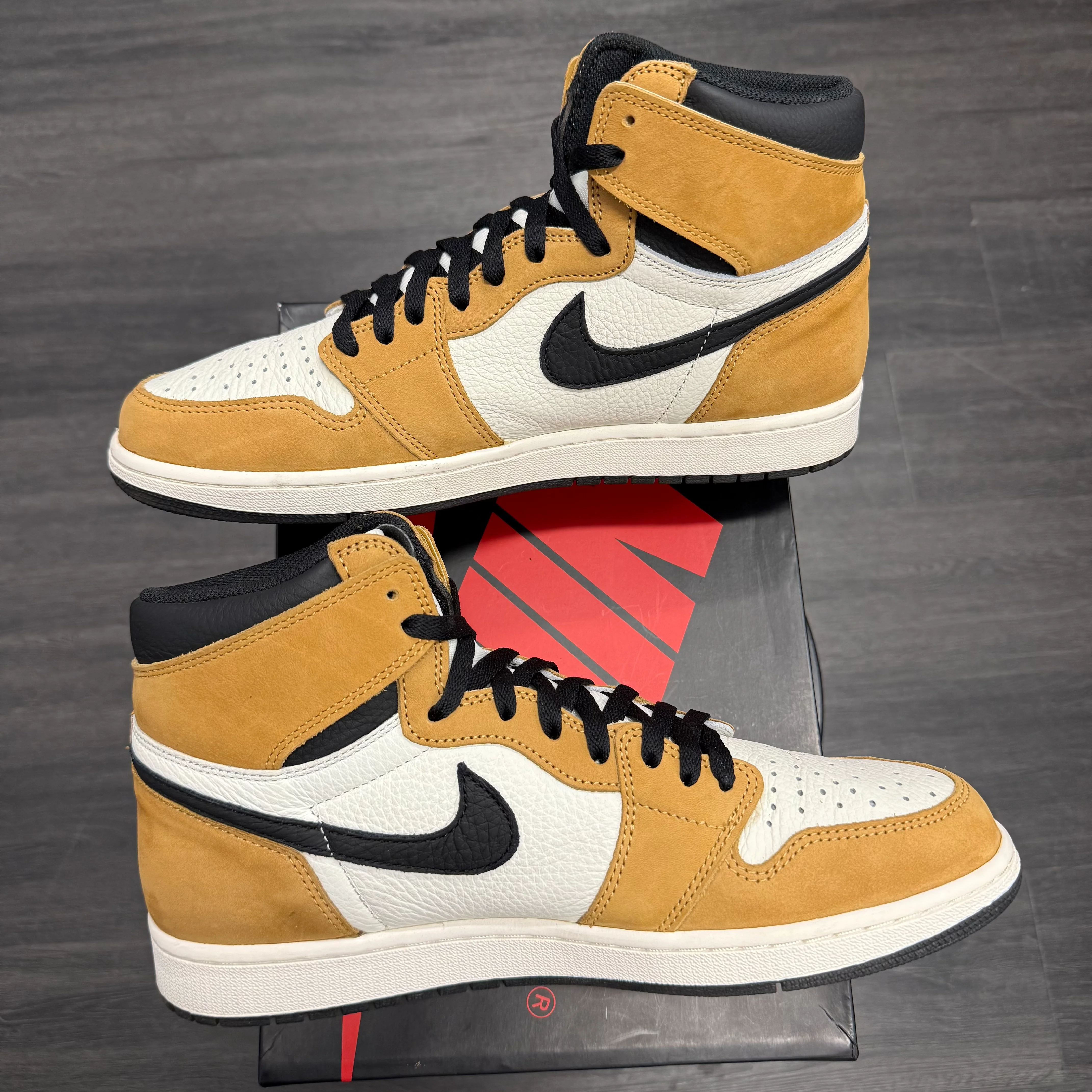 Jordan 1 Retro Rookie Of The Year U12 - Image 5