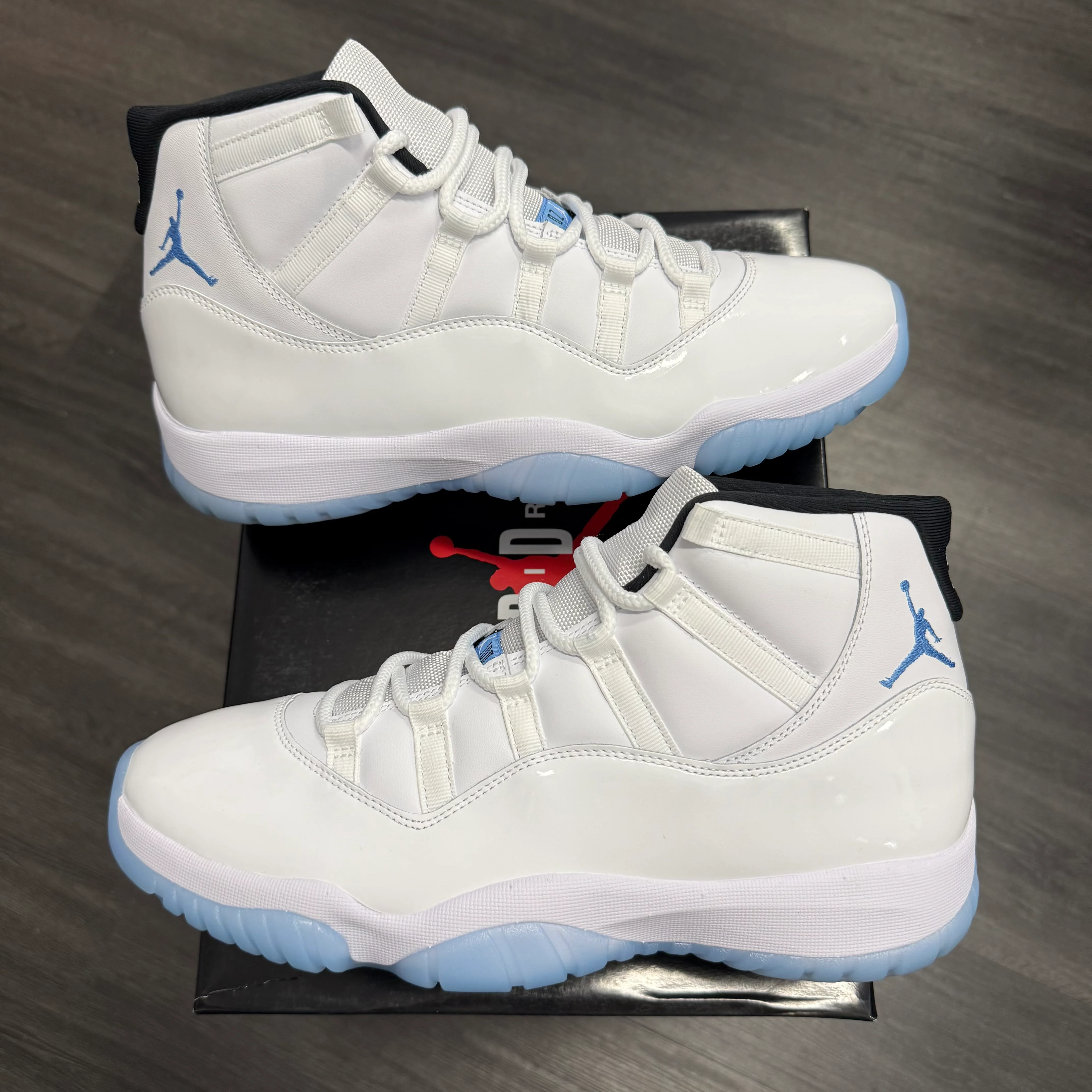 Jordan 11 Retro Legend Blue 2024 U12 - Image 4