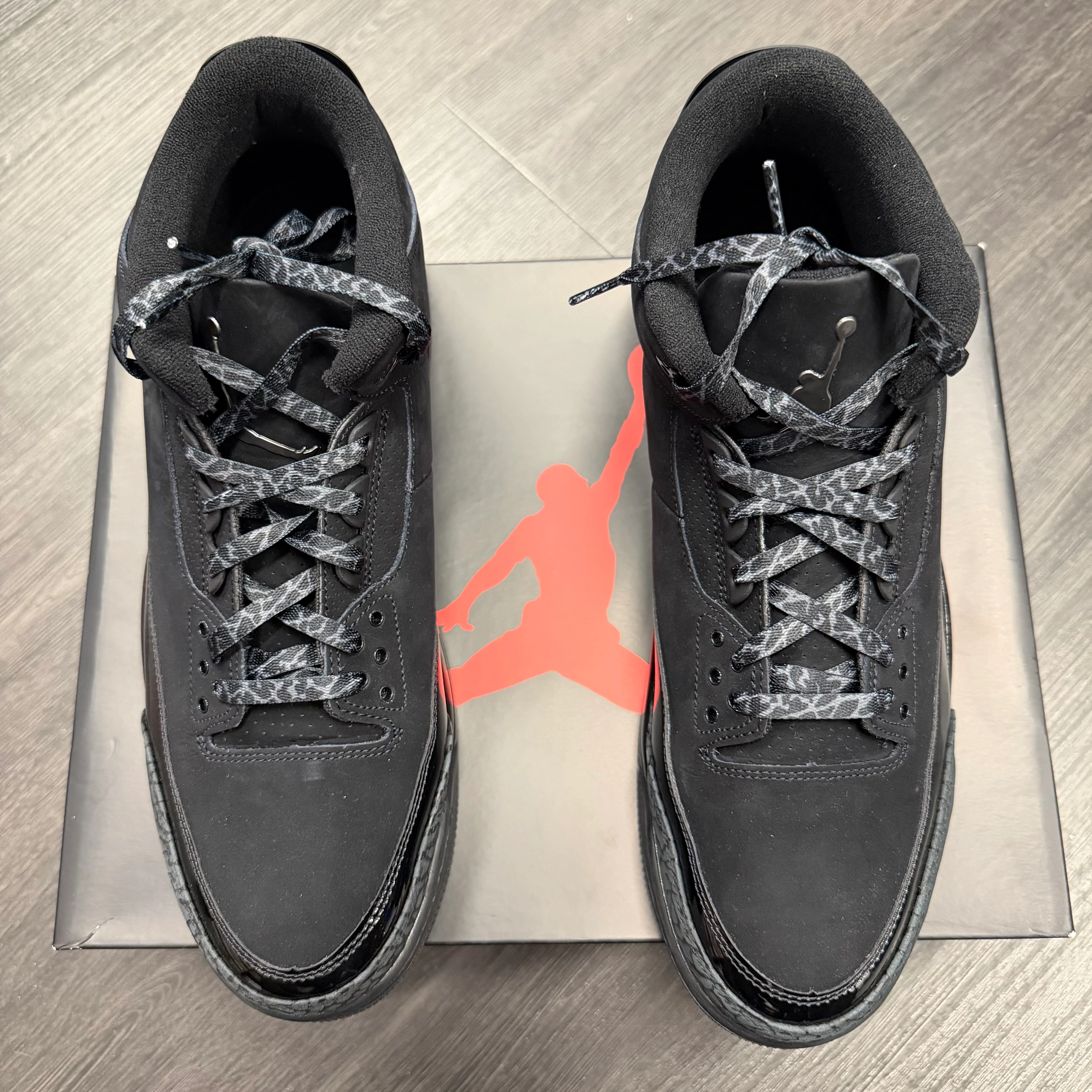 Jordan 3 Retro Black Cat (2025) U13 - Image 2