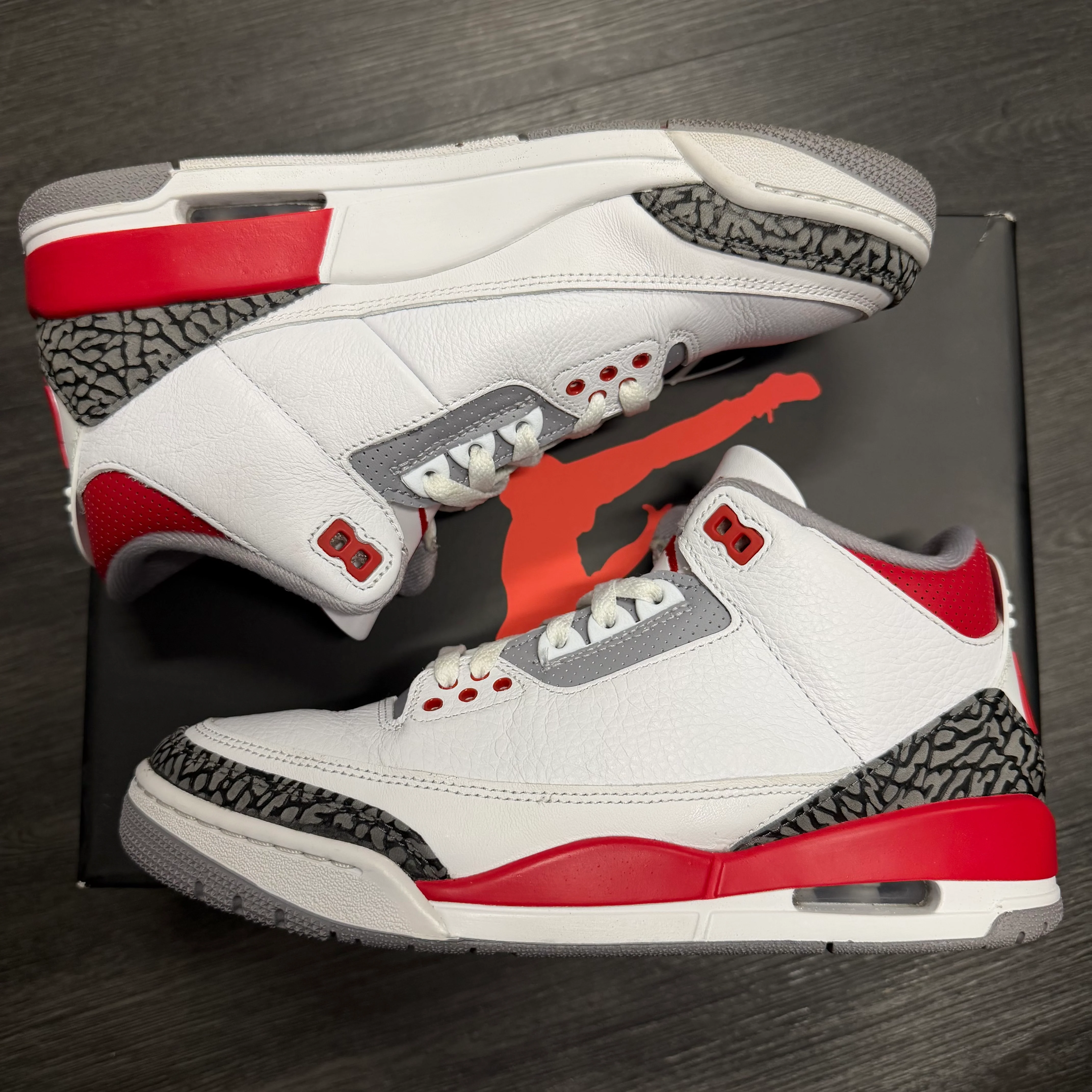 Jordan 3 Retro Fire Red 2022 U8.5 - Image 3