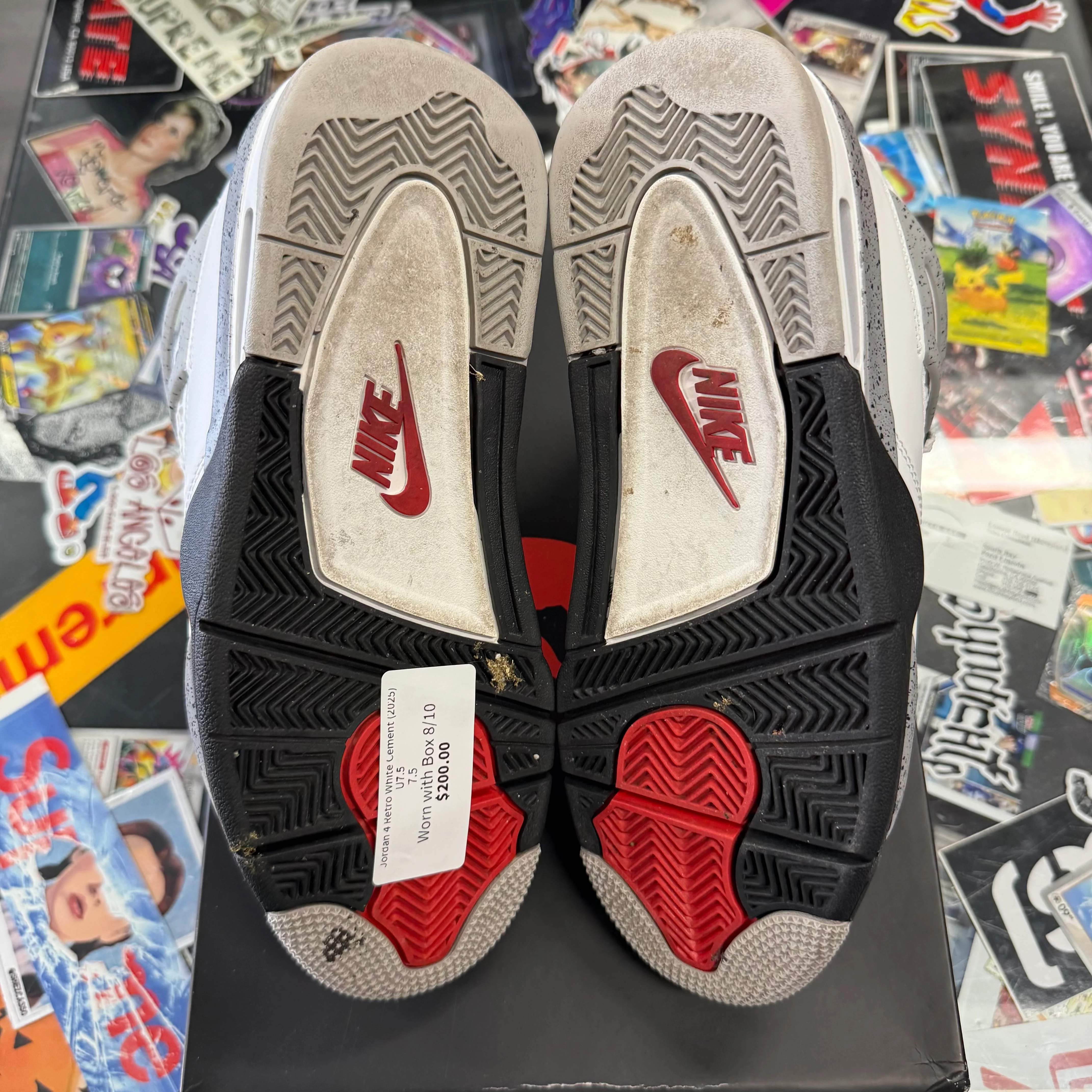 Jordan 4 Retro White Cement (2025) U7.5 - Image 4