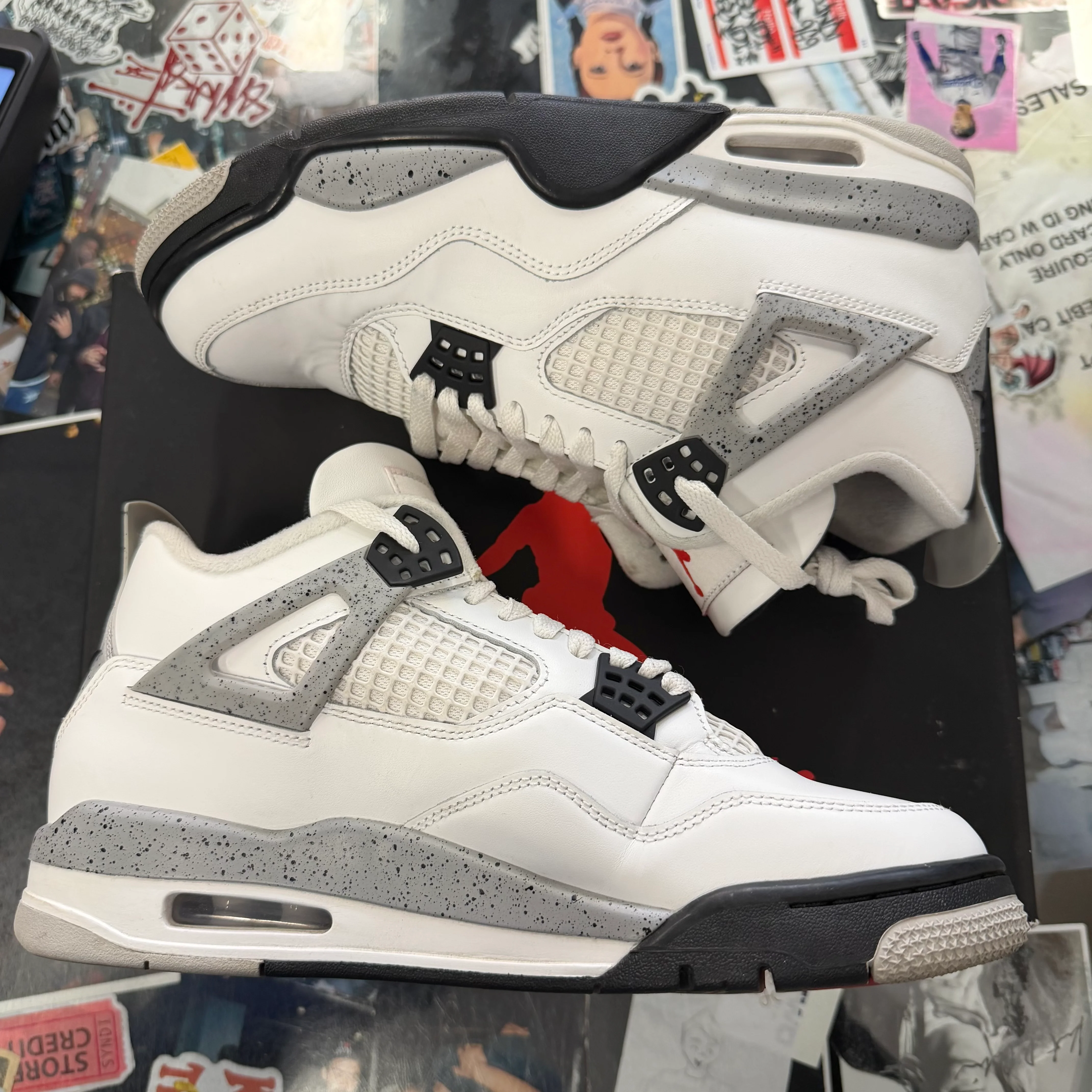 Jordan 4 Retro White Cement (2025) U9 - Image 4