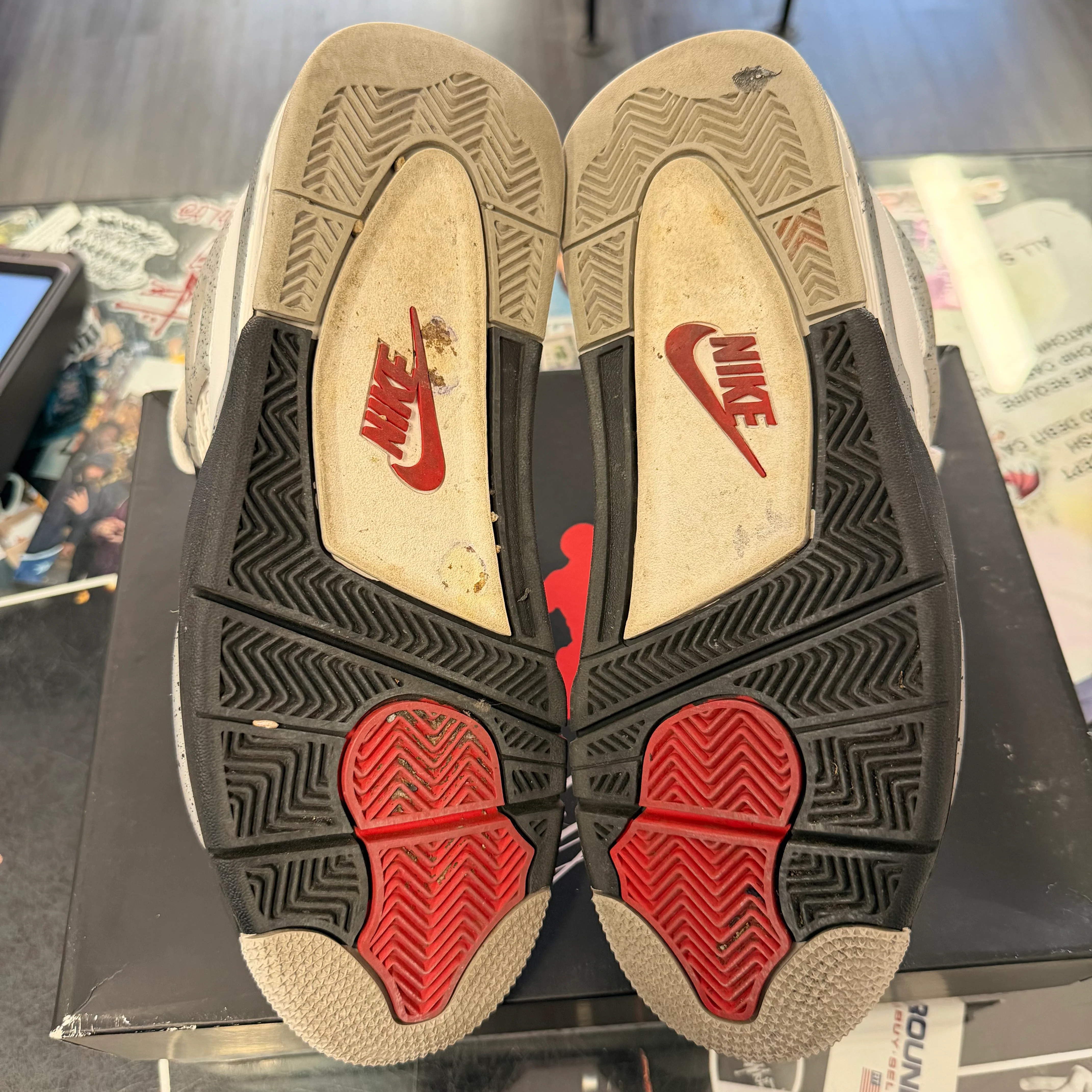 Jordan 4 Retro White Cement (2025) U9 - Image 5
