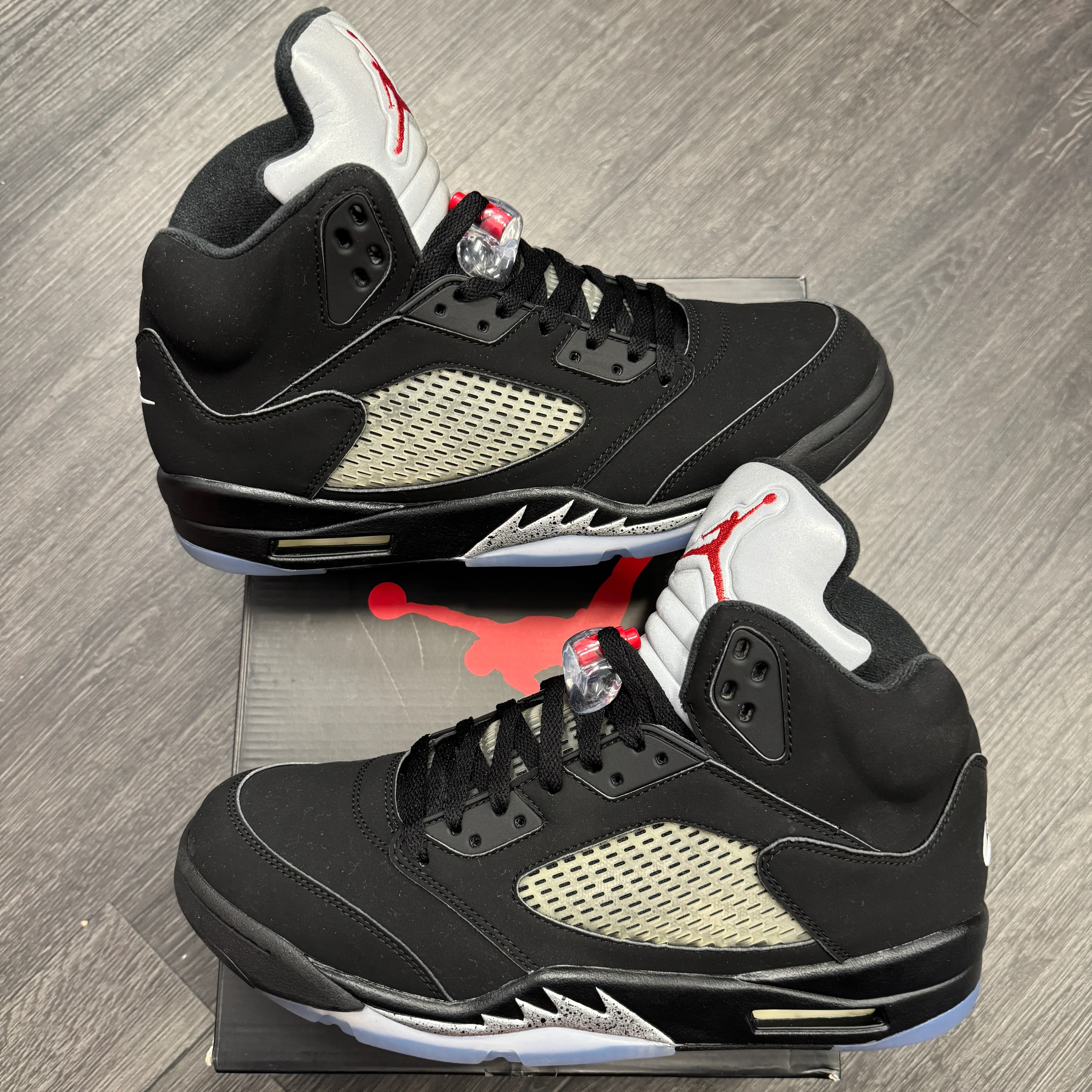 Jordan 5 Retro Black Metallic (2016) U - Image 3