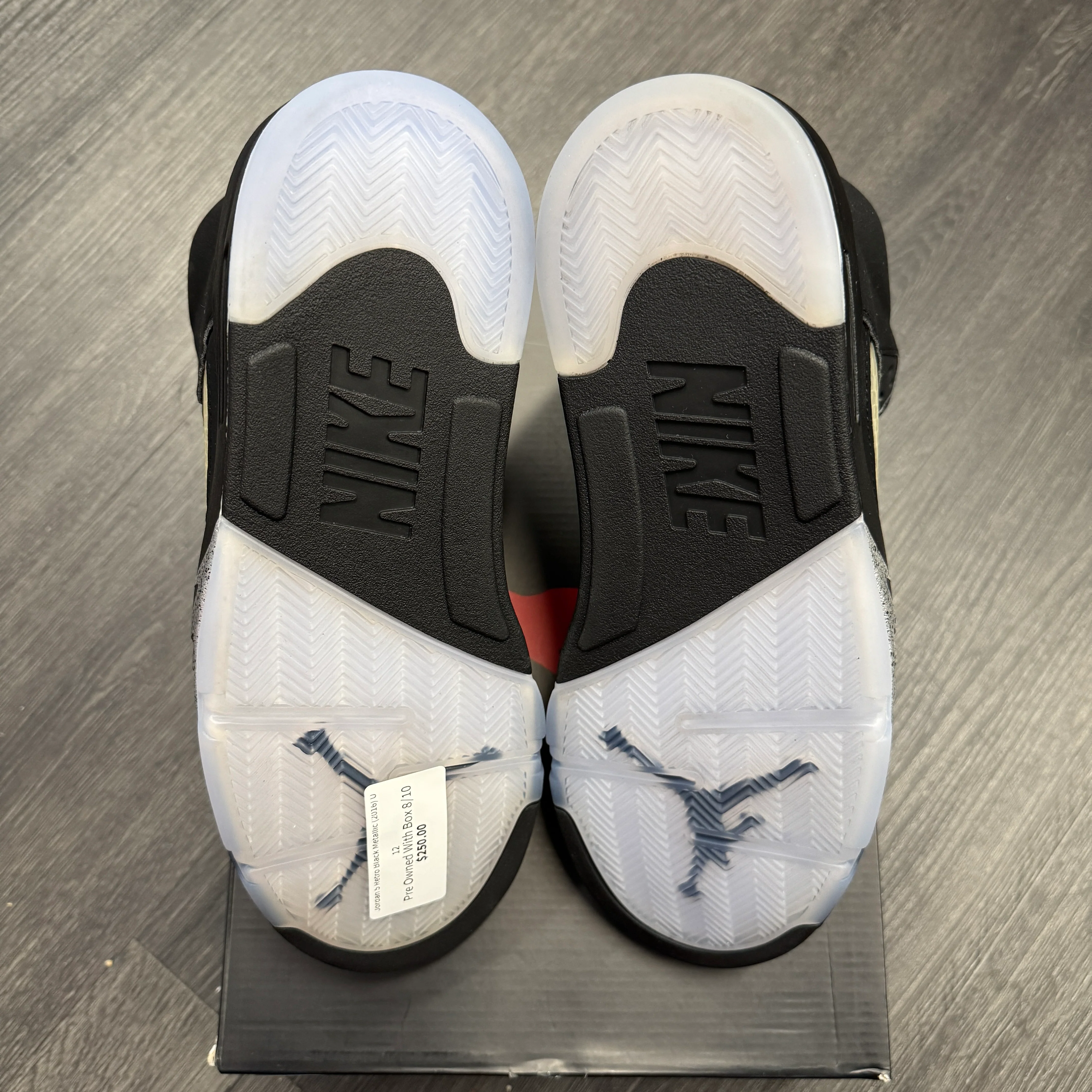 Jordan 5 Retro Black Metallic (2016) U - Image 5