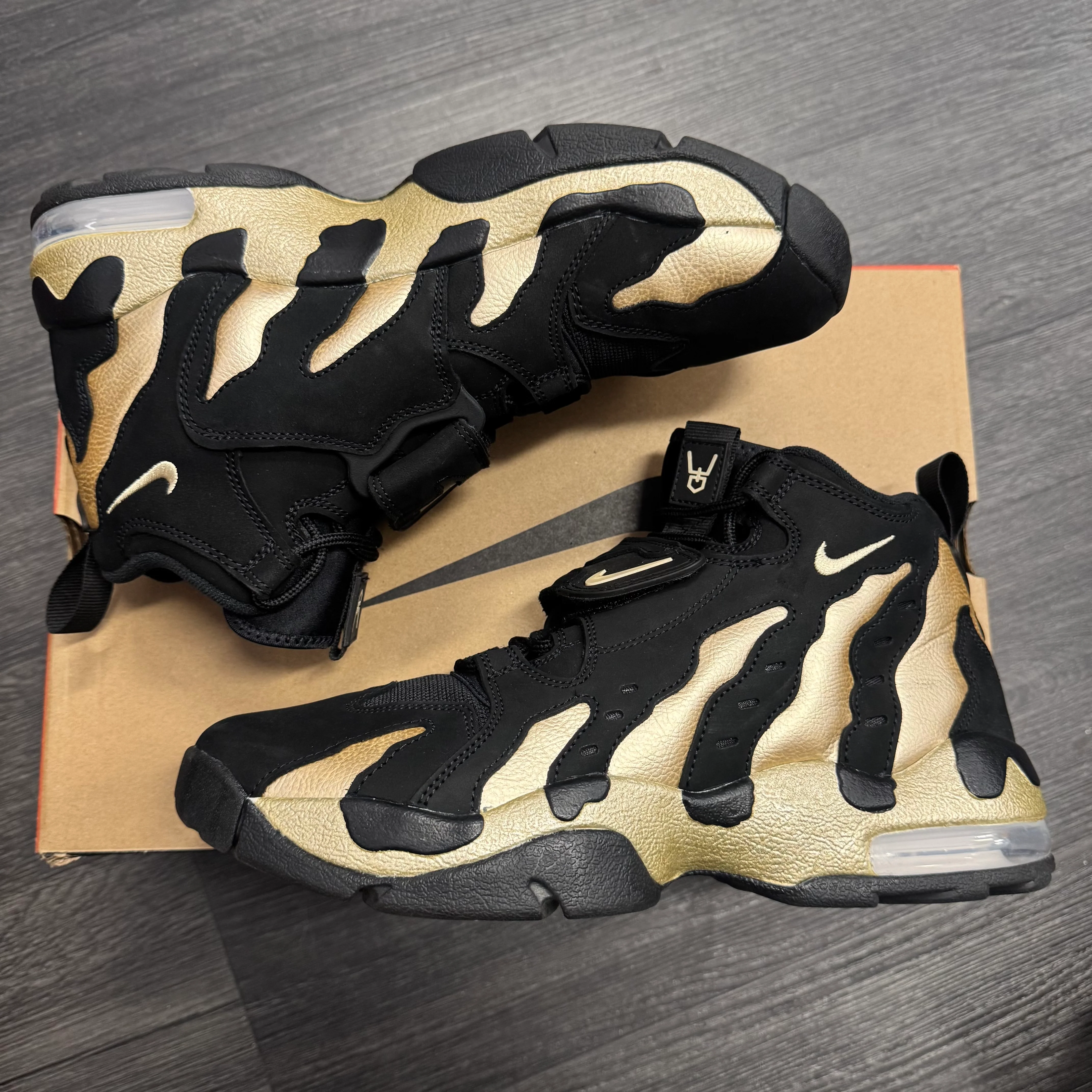 Nike Air DT Max '96 Black Vegas Gold - Image 3