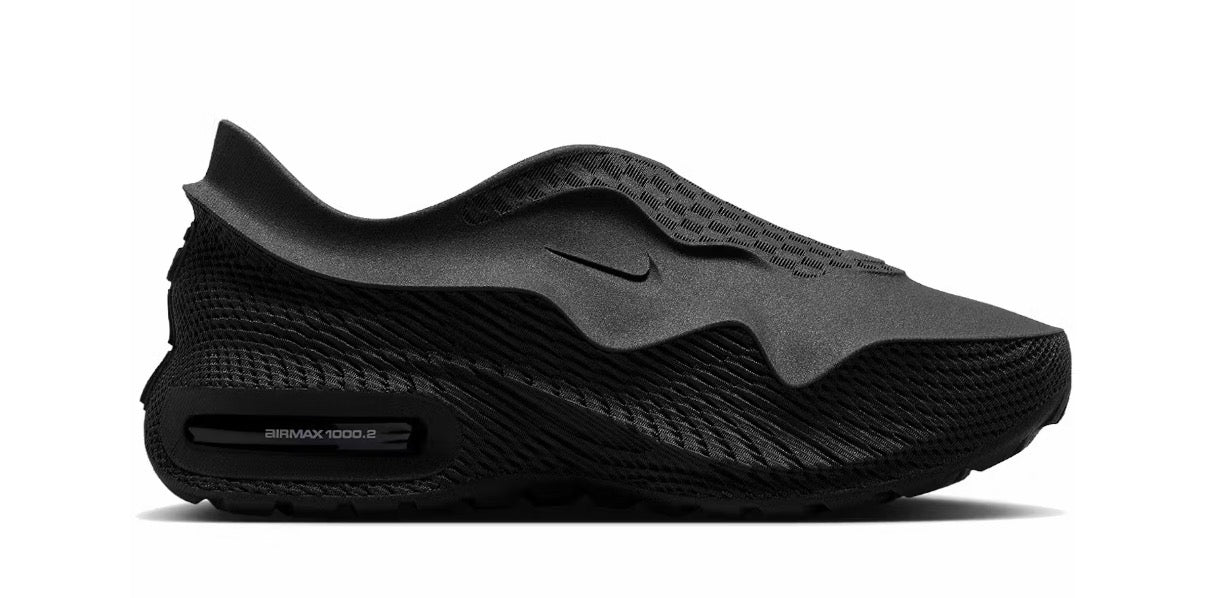 PRE OWNED SNEAKERS