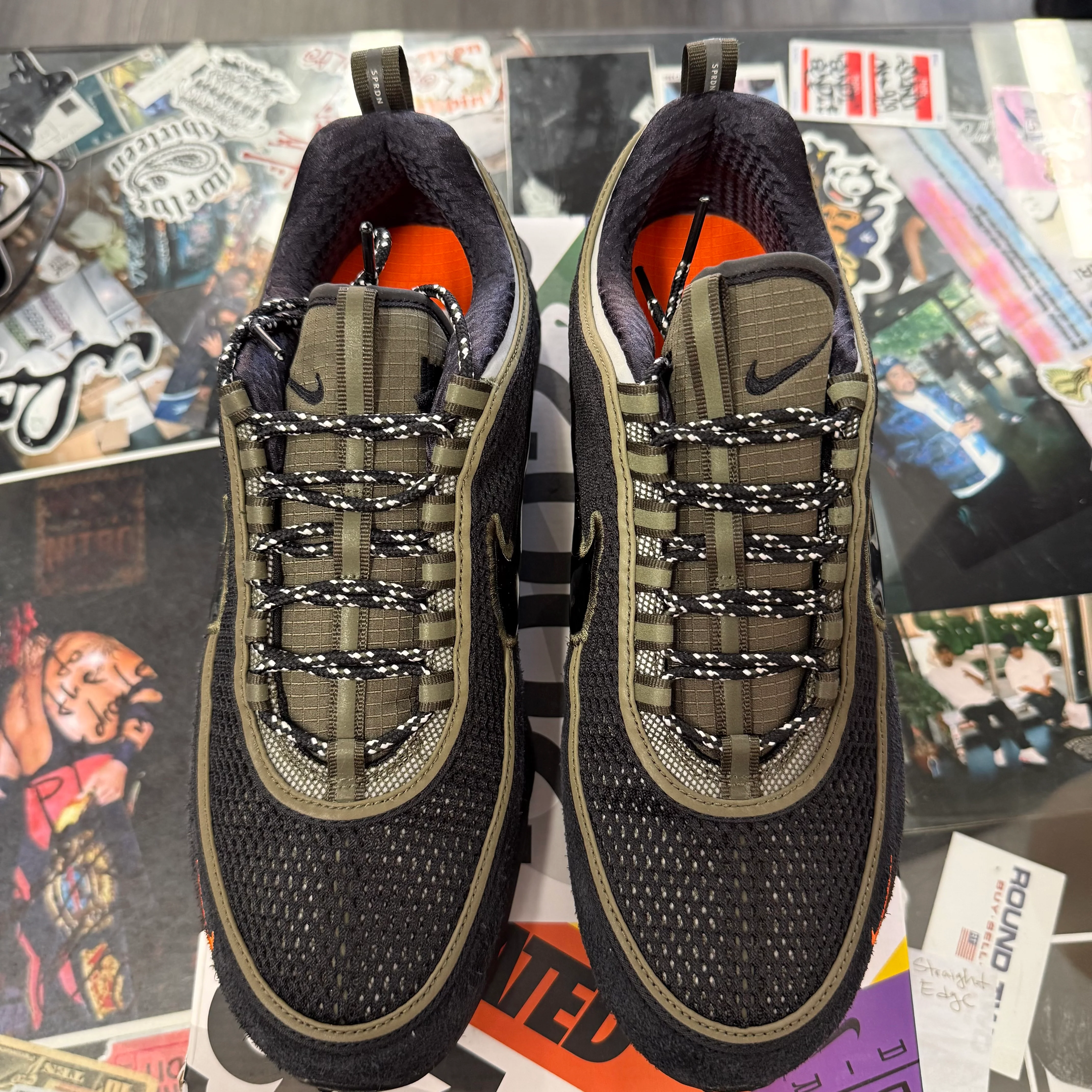 Nike Air Zoom Spiridon Undefeated Cargo Khaki U10.5 - Image 2