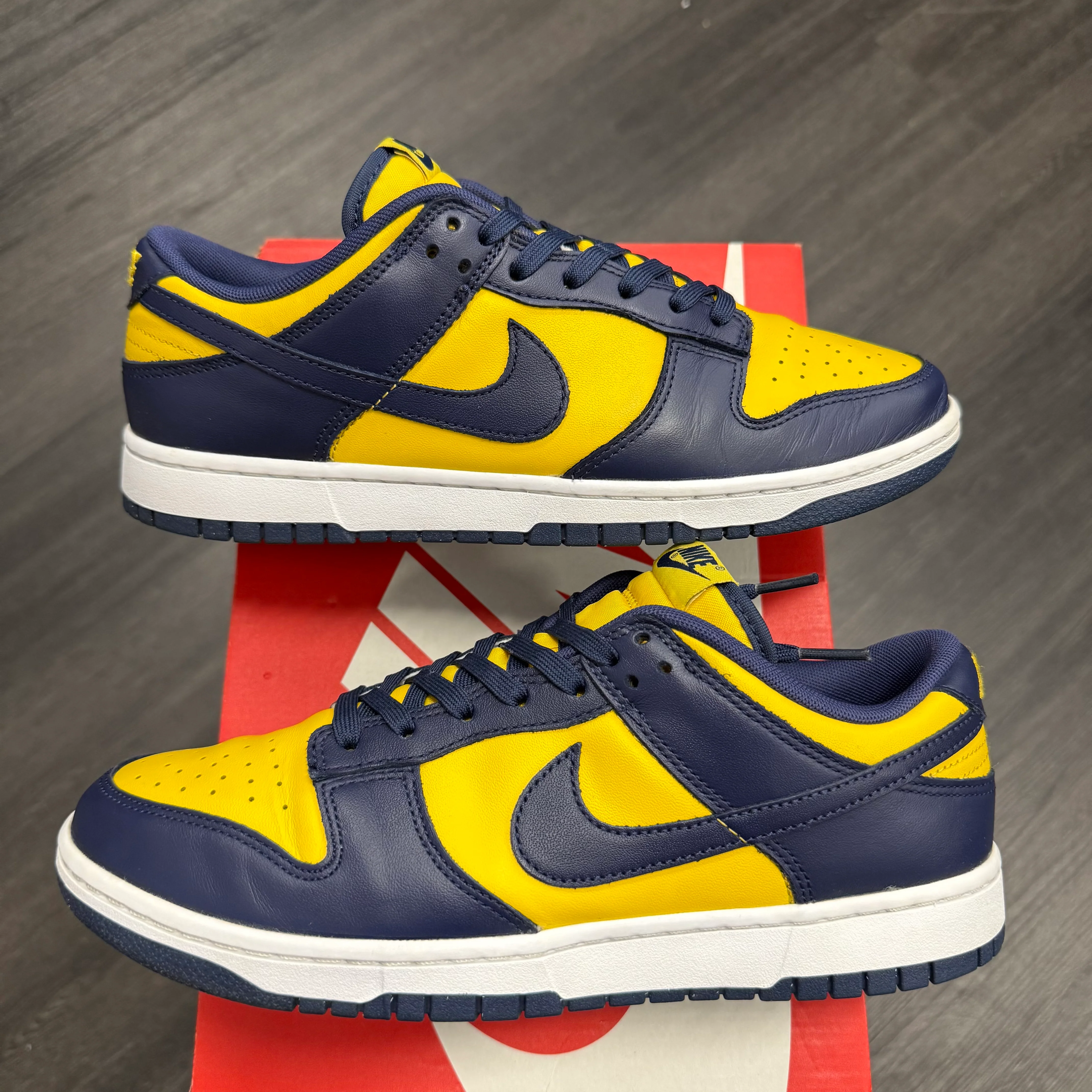 Nike Dunk Low Michigan 2021 U9.5 - Image 4