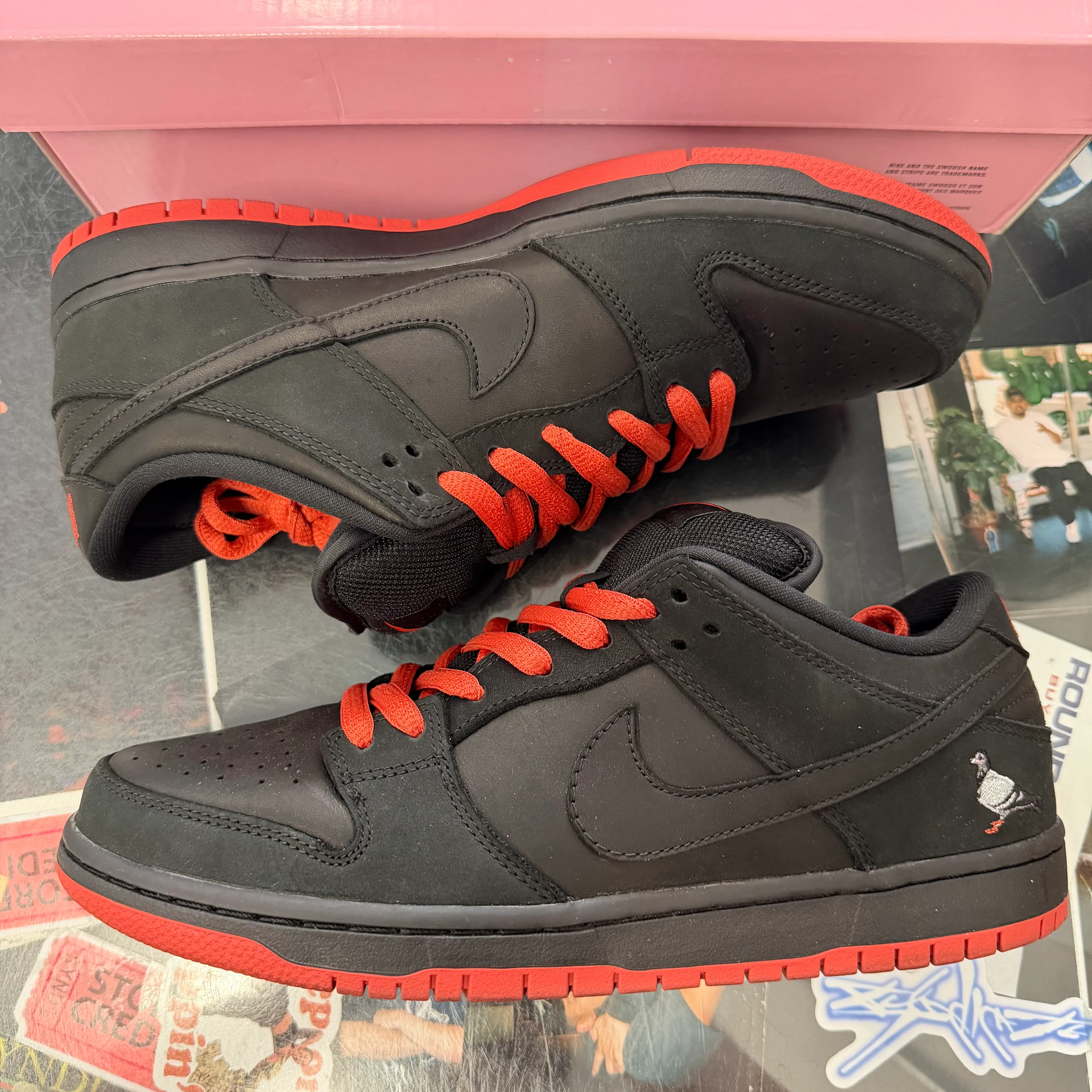 Nike SB Dunk Low Black Pigeon U9.5 - Image 3