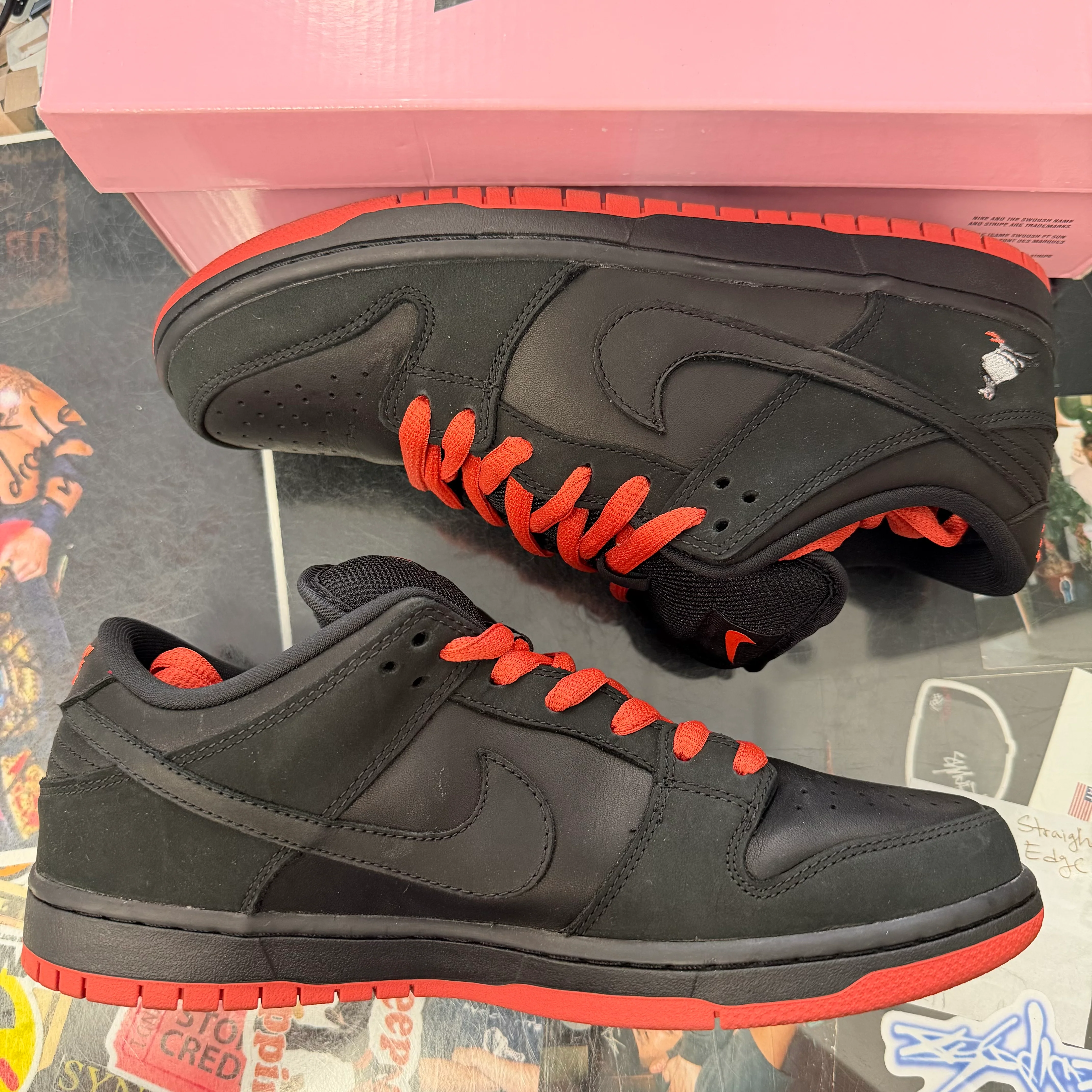 Nike SB Dunk Low Black Pigeon U9.5 - Image 4