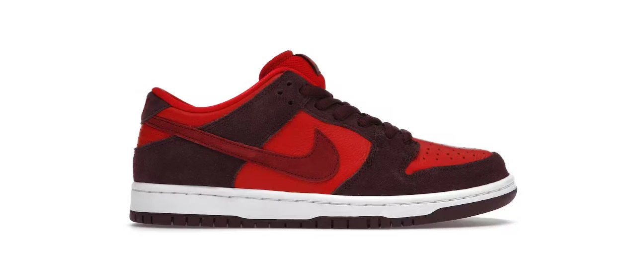 Nike SB Dunk Low Cherry