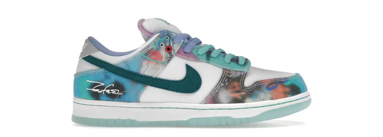 Nike SB Dunk Low Futura Laboratories Bleached Aqua